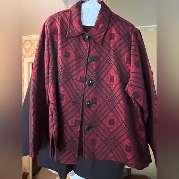 Ladies Joanne Plus Red/Black Jacket Size 1X - Picture 1 of 4